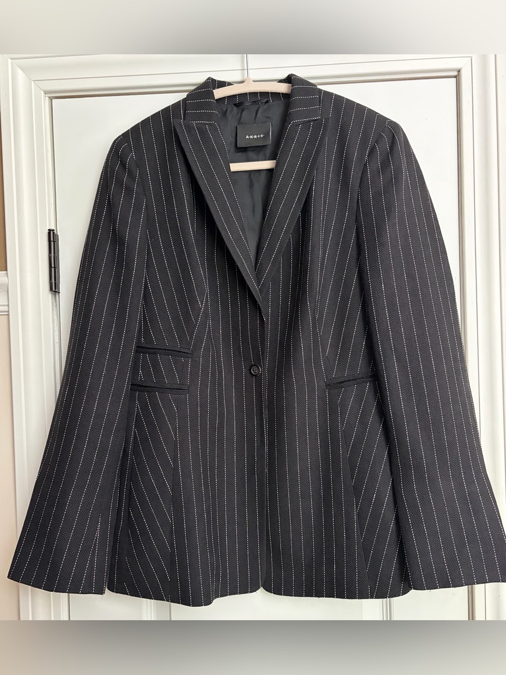 Akris Archival Y2K Pinstripe Blazer Quiet Luxury Dark Academia Minimalist US 12